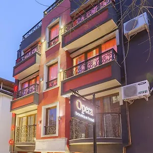 Hotel семеен опера ***